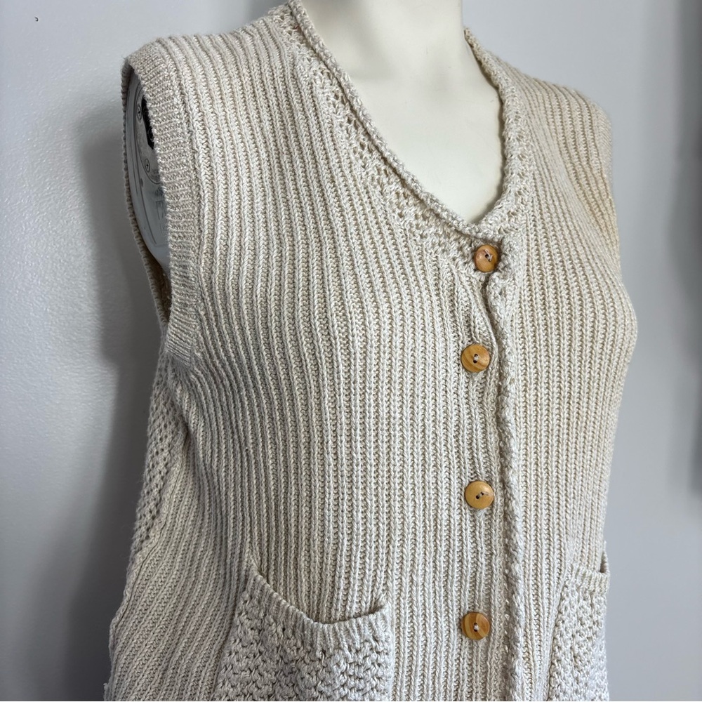 Vintage Russ woman’s sweater button up vest - Picture 3 of 6